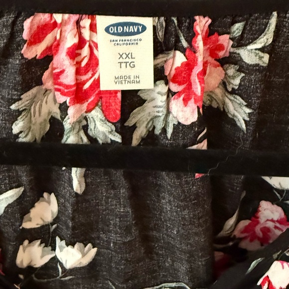 Women’s XXL Floral Blouse - Picture 3 of 5